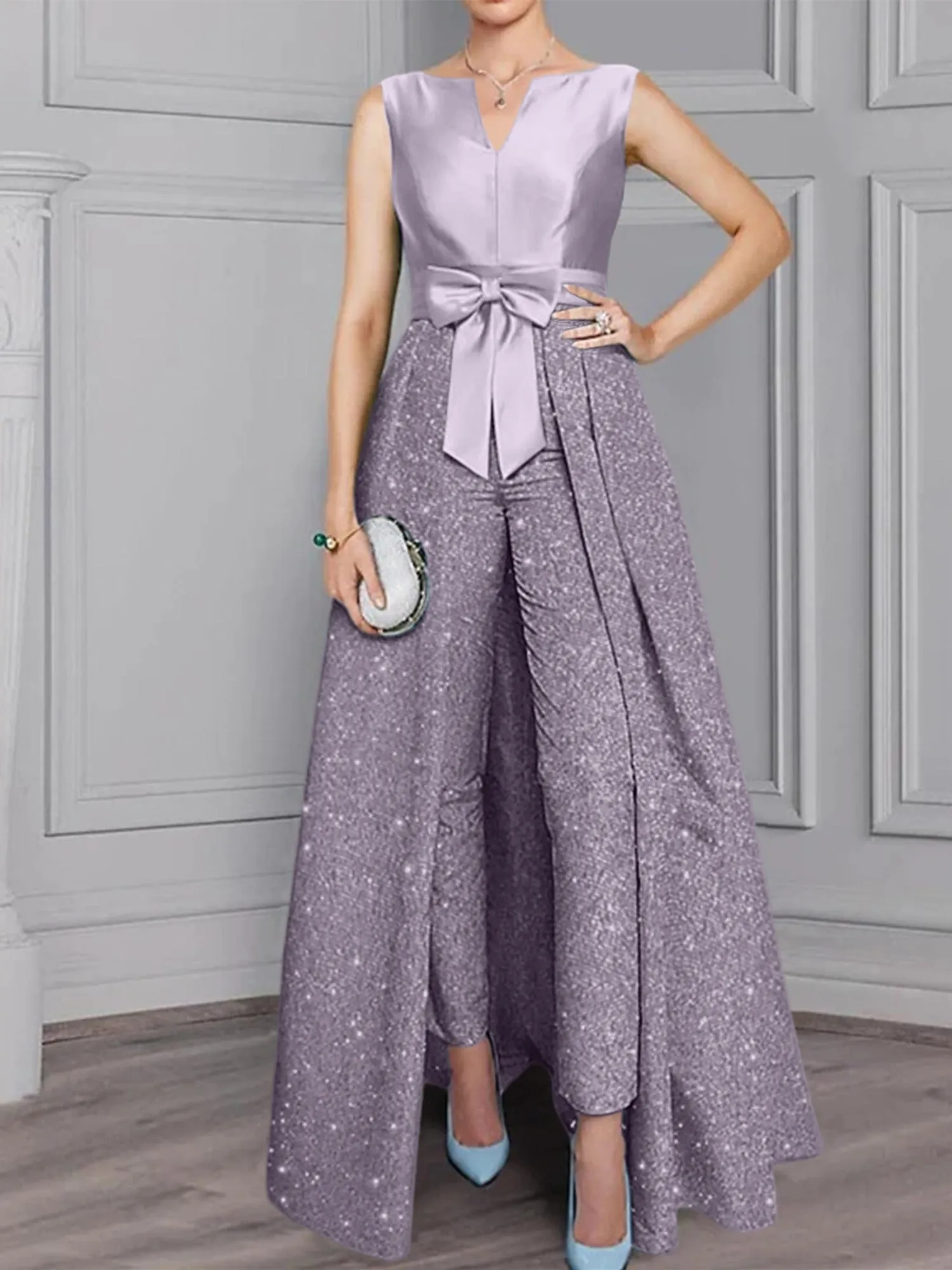 2 Pieces Scoop Long Sleeves Mother of the Bride Pantsuits with Sash ＆ Sequins